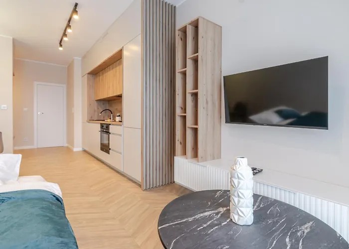 Spodek Urban Chic By Bookinghost *